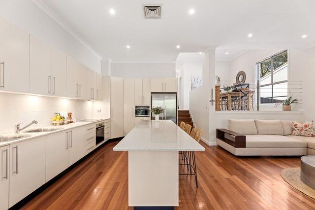 2/21 Angophora Place, NSW 2234