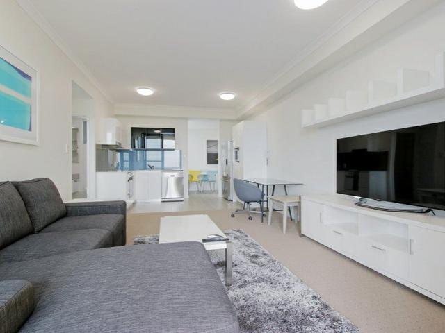 32/28 Goodwood Parade, WA 6100