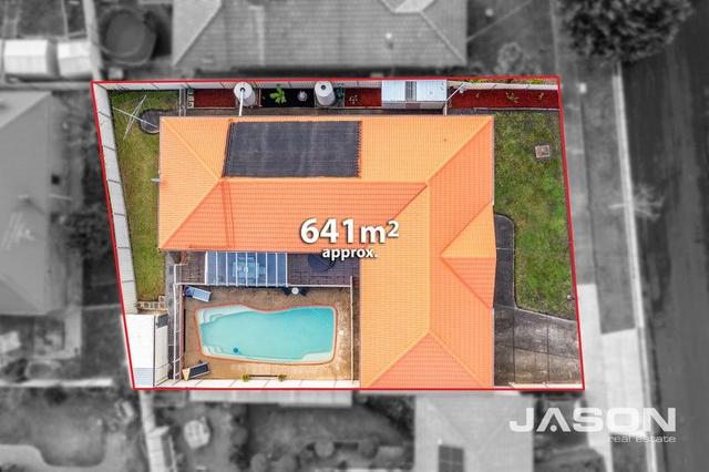 3 Oban Court, VIC 3059