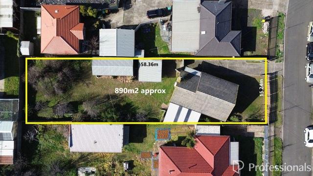44 Douglas Avenue, VIC 3021