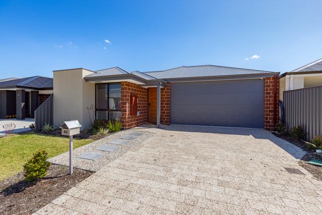 43 Wattleseed Loop, WA 6055