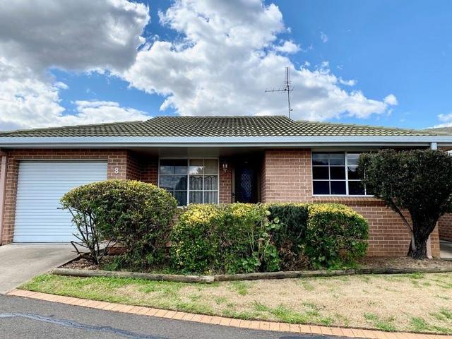 8/157 Carthage Street, NSW 2340