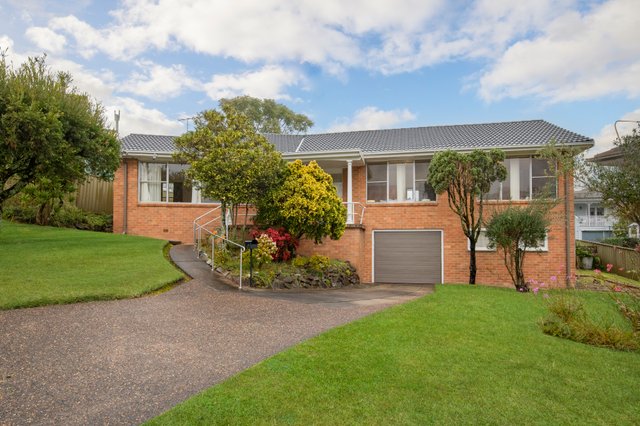 2 Currawong Road, NSW 2305