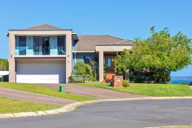 19 Albacore Crescent, NSW 2551