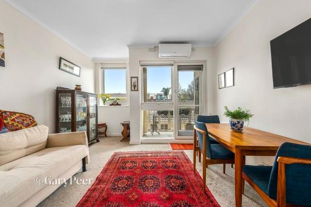 5/33 Toolambool Road, VIC 3163