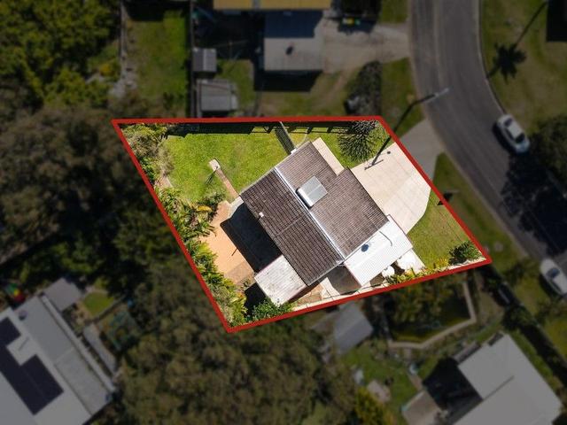 13 Arcadia Cresecent, QLD 4021