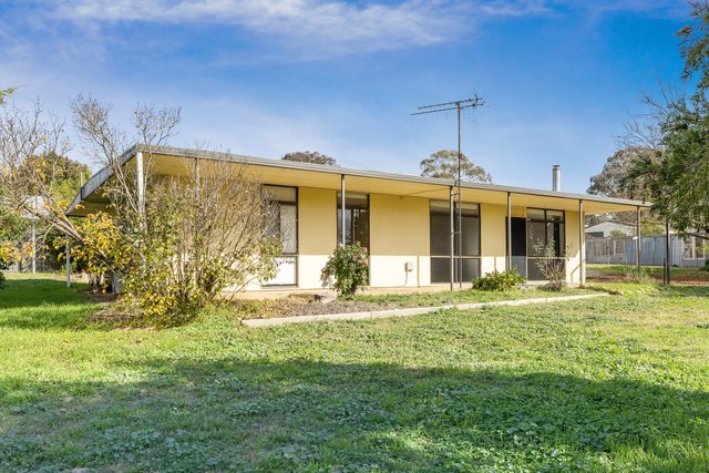 20 Camp Street, NSW 2582