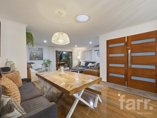 1 Labrador Court, QLD 4128