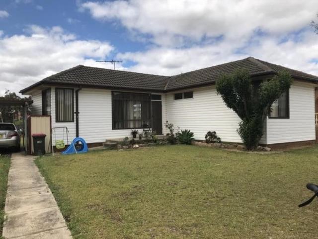 6 Grimson Cres, NSW 2170