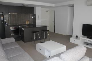 Lounge Room (2016-03-04)