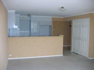 Living (2005-04-05)