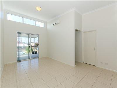 8/67 Bullfinch Street, WA 6163