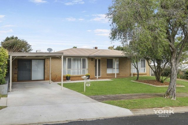 40 Blue Gum Drive, QLD 4350