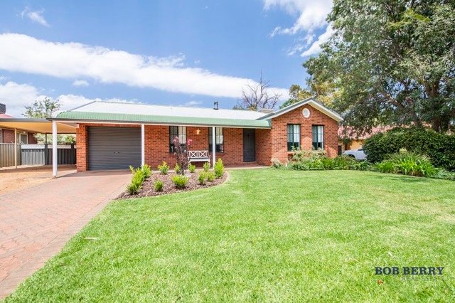 9 Murrayfield Drive, NSW 2830