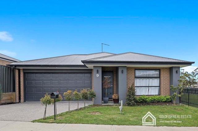 9 Emerald  Court, VIC 3842