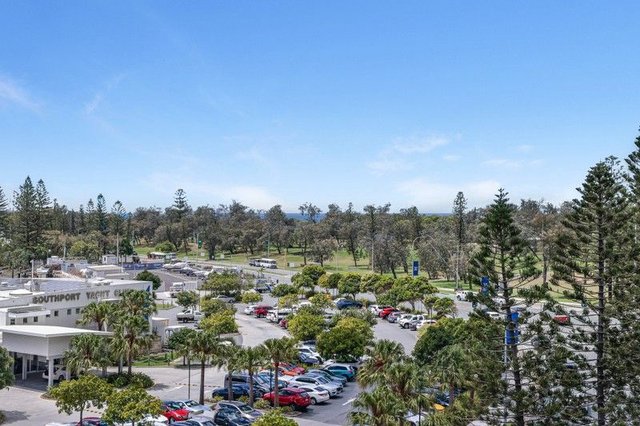 15/18 Macarthur Parade, QLD 4217