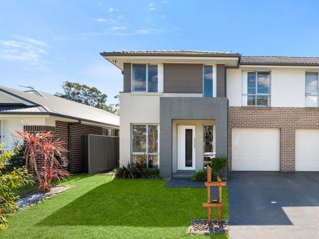 104 Hampshire Boulevard, NSW 2570