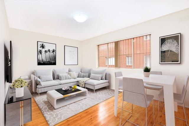 2/20 Bayley Street, NSW 2204