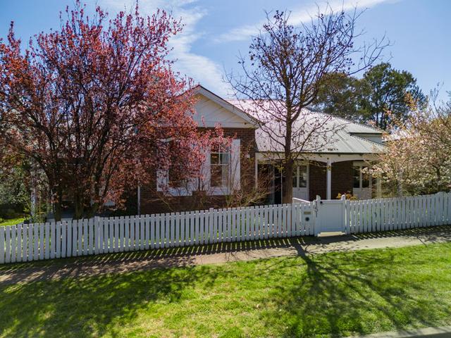 151 Brown Street, NSW 2350