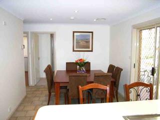 Family Room (2006-01-27)