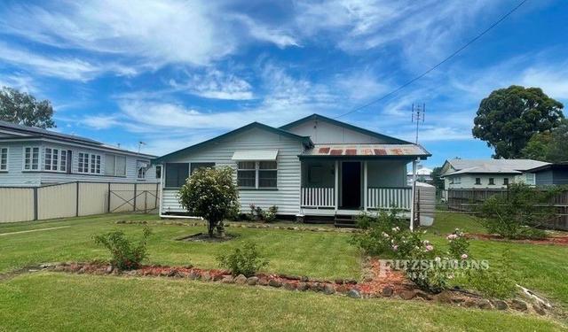 4 Bessie Street, QLD 4405