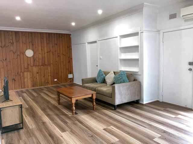 16 Woodcourt Rd, NSW 2082