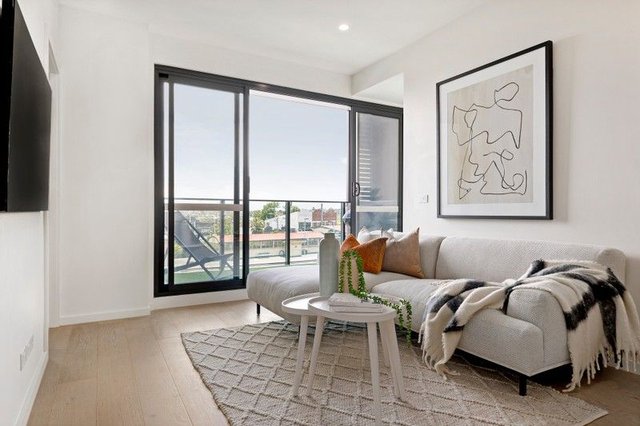 201/23 Russell Street, VIC 3040