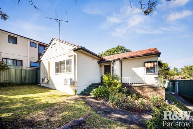 966 Henry Lawson Drive, NSW 2211
