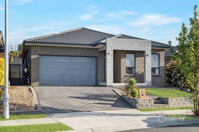 12 Kenway Street, NSW 2570
