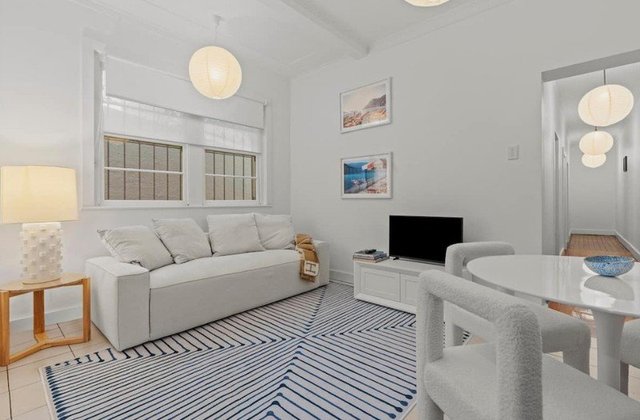 1/25 Curlewis Street, NSW 2026