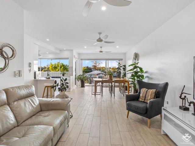 2/15 Vernon Street, QLD 4012