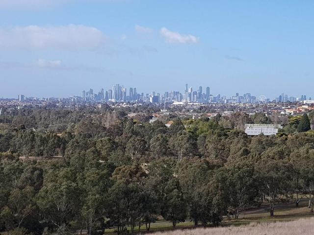 89 Riviera Road, VIC 3034