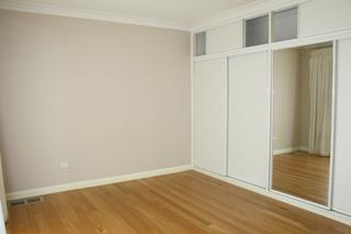 Bedroom 1 (2015-07-29)