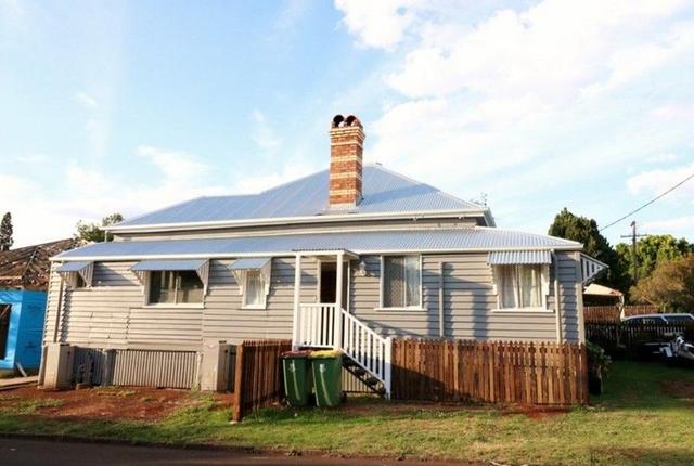 2/7 Raff Street, QLD 4350