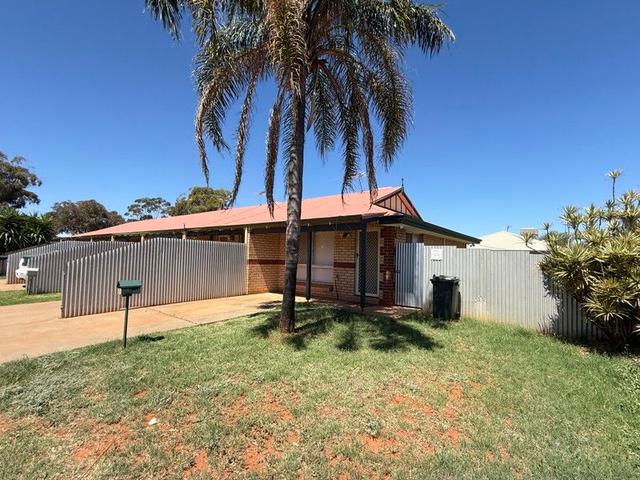 8/2 Wittenoom Street, WA 6430