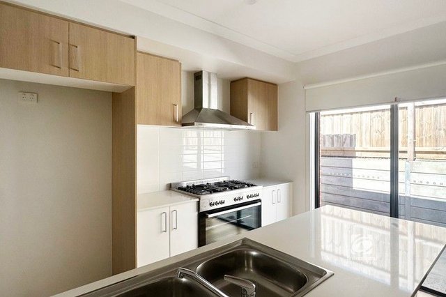 24 Bottlebrush Way, VIC 3875