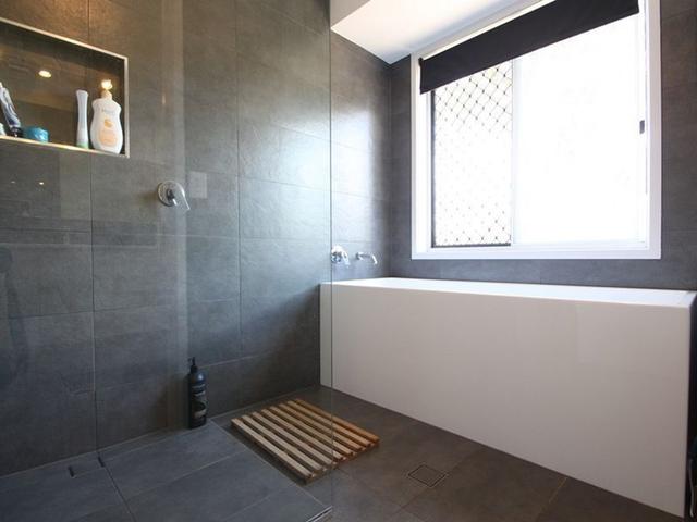 18 Wyara Court, QLD 4502