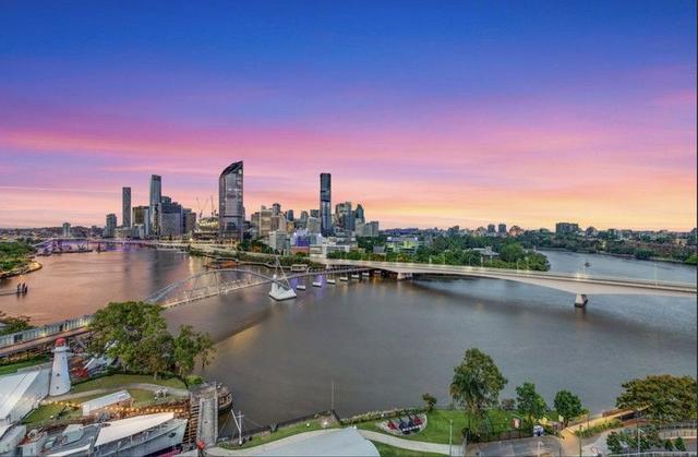 67/21 Dock Street, QLD 4101