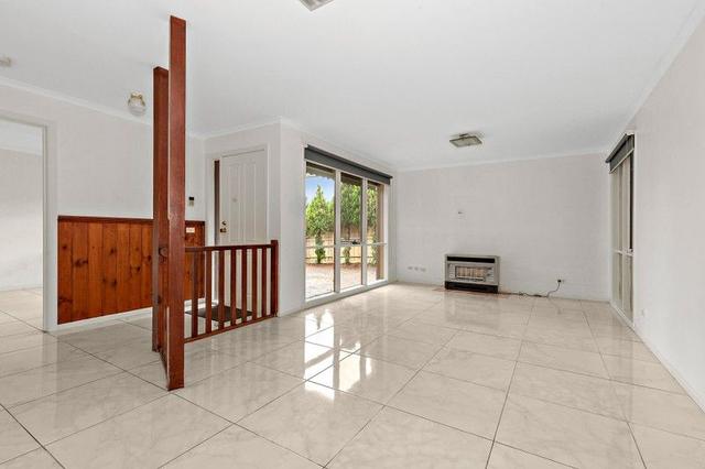 8 Fosters Court, VIC 3977