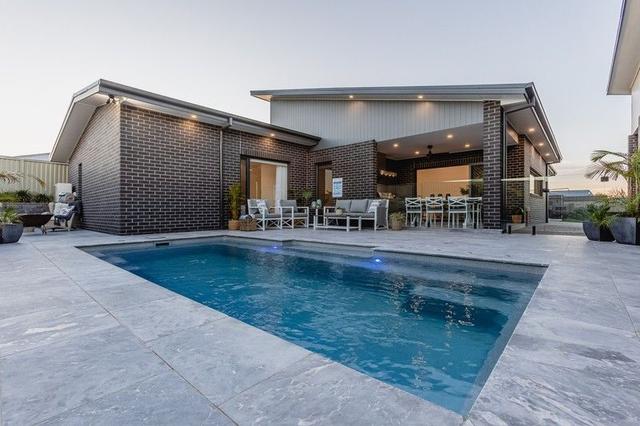 15 Ferrier Drive, NSW 2830