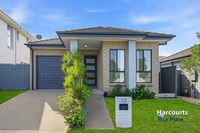 32 Howarth Street, NSW 2760