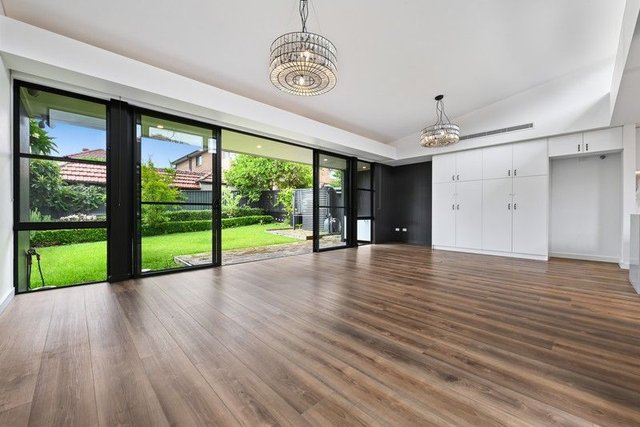 8 Todd Street, NSW 2208