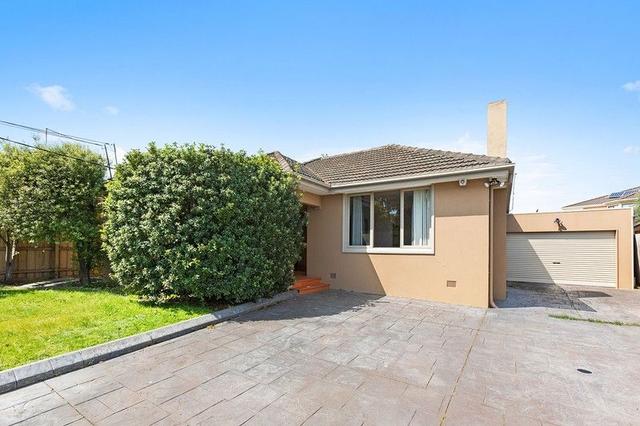 8 Neil Court, VIC 3165