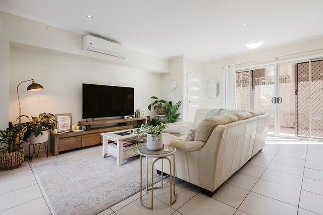 2/78 Melton Road, QLD 4012