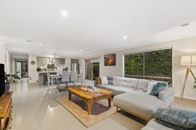 11 Dalkeith Crescent, VIC 3226