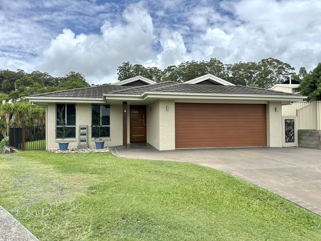 4 Scenic Place, NSW 2452