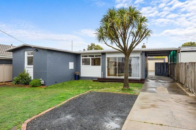 9 Adela Street, VIC 3355