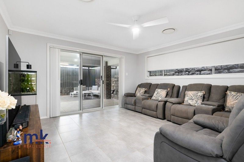 https://images.allhomes.com.au/property/photo/6e84d75454f9a17f4f2e79e9dd6d6c69_hd.jpg