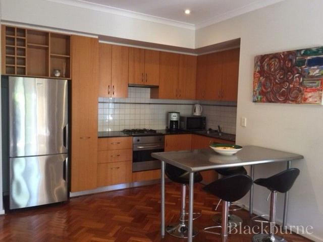 6/20 Saunders Street, WA 6004