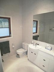 Ensuite (2005-04-13)